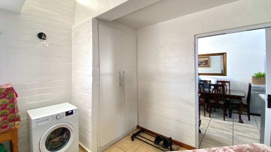 2 Bedroom Property for Sale in Dwarskersbos Western Cape